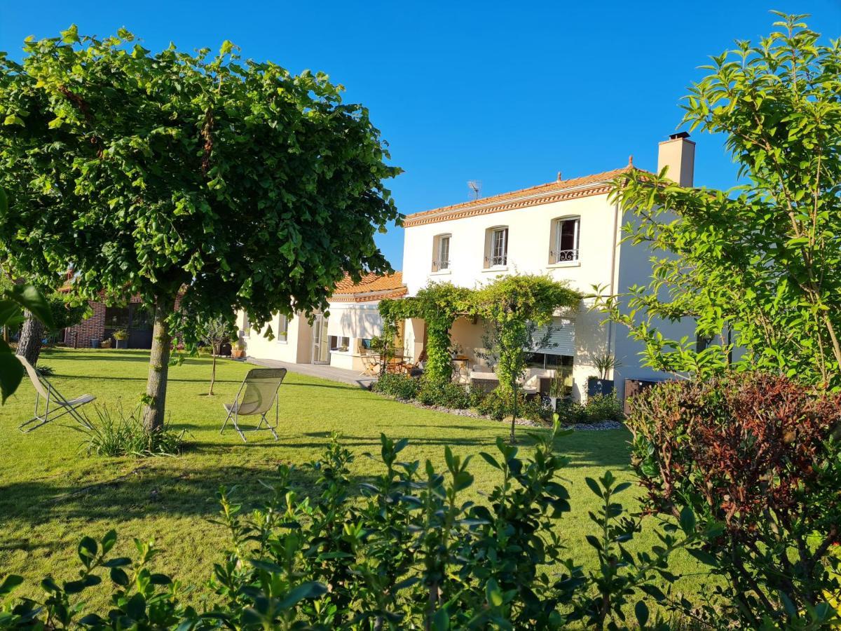 Entre Loire Et Vignobles Bed and Breakfast Liré Buitenkant foto